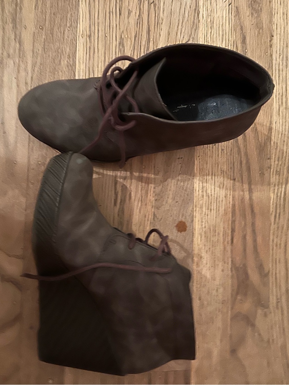 Women’s Brown Lace-Up Wedge Shoes